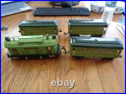 Pre-War Lionel Apple Green Train Set 253E Engine + Passenger + Observer
