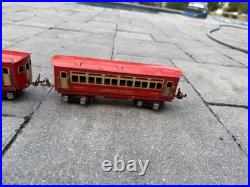 Prewar Lionel 1690 1691 O Gauge Passenger Cars Red Set of 3 Vintage Tin