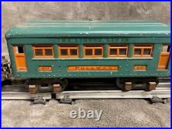 Prewar Lionel 253 and (2) 607 Pullman Cars and (1) 608 Observation Car