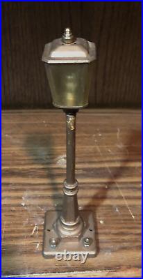 Prewar Lionel O Or Standard Gauge #56 Copper Lamp. M7