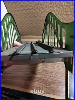 Prewar Lionel Standard Gauge Bridge (104) &(100) Approaches (Ramps)