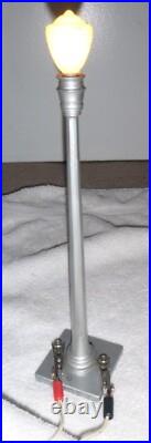 Scarce 1936 Lionel Prewar No. 52 Grey Lamp withOriginal frosted Tulip Bulb OB Scarce 1936 Lionel Prewar No. 52 Grey Lamp withOriginal frosted Tulip Bulb OB