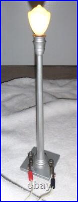 Scarce 1936 Lionel Prewar No. 52 Grey Lamp withOriginal frosted Tulip Bulb OB Scarce 1936 Lionel Prewar No. 52 Grey Lamp withOriginal frosted Tulip Bulb OB