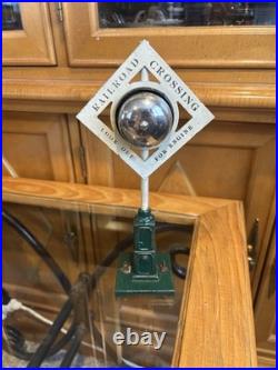 Very Nice Ives/Lionel Prewar 1924-1930 Early Green 332 Automatic Bell Ringer