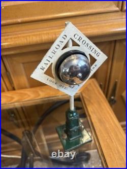 Very Nice Ives/Lionel Prewar 1924-1930 Early Green 332 Automatic Bell Ringer