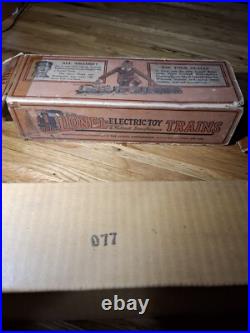 Very rare Vintage Pre war Lionel Train 077 Crossing gate empty box