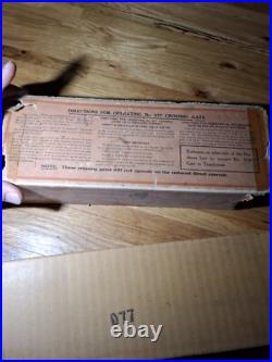 Very rare Vintage Pre war Lionel Train 077 Crossing gate empty box