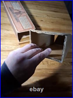 Very rare Vintage Pre war Lionel Train 077 Crossing gate empty box