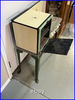 Vintage 1930s Lionel Electric Stove Range Oven Child's Toy #455 Prewar Antique