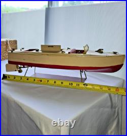 Vintage Lionel-Craft Wind-Up Speed Boat with Key 1930s Tin Toy Prewar Lionel