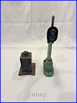 Vintage Lionel Lot #165 Crane #137 Station #91 + Signal As Is Untested PREWAR