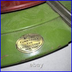 Vintage Lionel No. 200 Standard Gauge Turntable Red Green Prewar