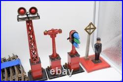 Vintage Lionel O Gauge Train Lot 259E Locomotive Track Cars Signals Pre war