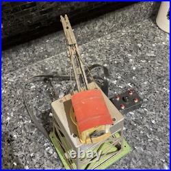 Vintage Lionel Pre War Magnetic Crane No. 165 Not Tested No Magnet As Is