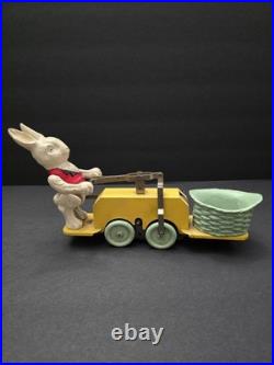 Vintage Lionel Prewar 1103 Peter Rabbit Chick Mobile, No Key Present