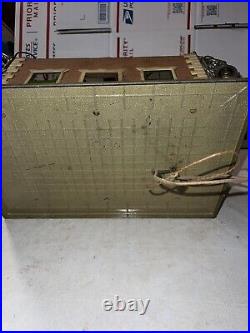 Vintage Lionel Prewar 124 Lighted City Station Waiting Room Train