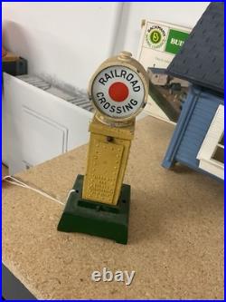 Vintage Lionel Prewar Railroad Crossing Traffic Signal Caution Drive Slowly (nb)