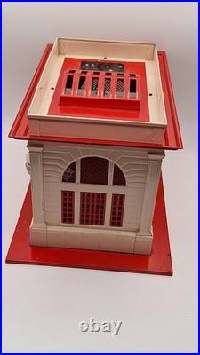 Vtg Lionel PreWar City Railroad Station No. 115 tested in Very good condition Vtg Lionel PreWar City Railroad Station No. 115 tested in Very good condition