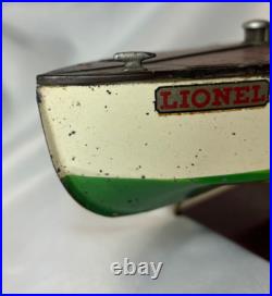 Working Pre War Lionel Craft Wind Up Motorboat With Passengers & Stand Working Pre War Lionel Craft Wind Up Motorboat With Passengers & Stand