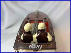 Working Pre War Lionel Craft Wind Up Motorboat With Passengers & Stand Working Pre War Lionel Craft Wind Up Motorboat With Passengers & Stand